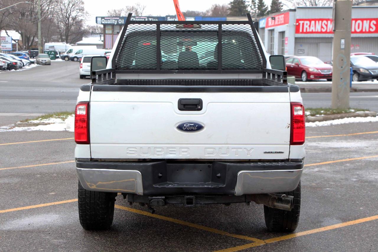 2012 Ford SUPER DUTY F-350 SRW 4WD Crew Cab 172" XL - Photo #6