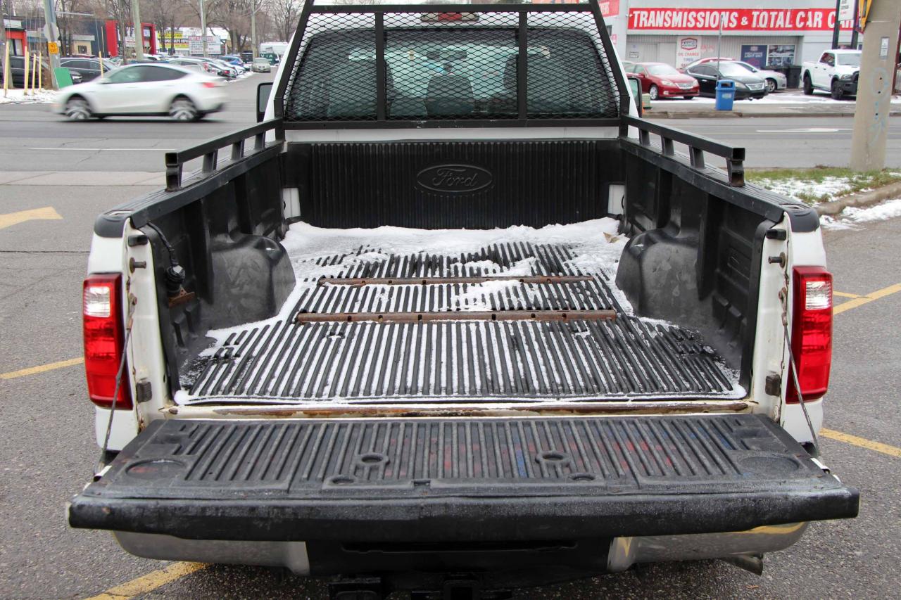 2012 Ford SUPER DUTY F-350 SRW 4WD Crew Cab 172" XL - Photo #9