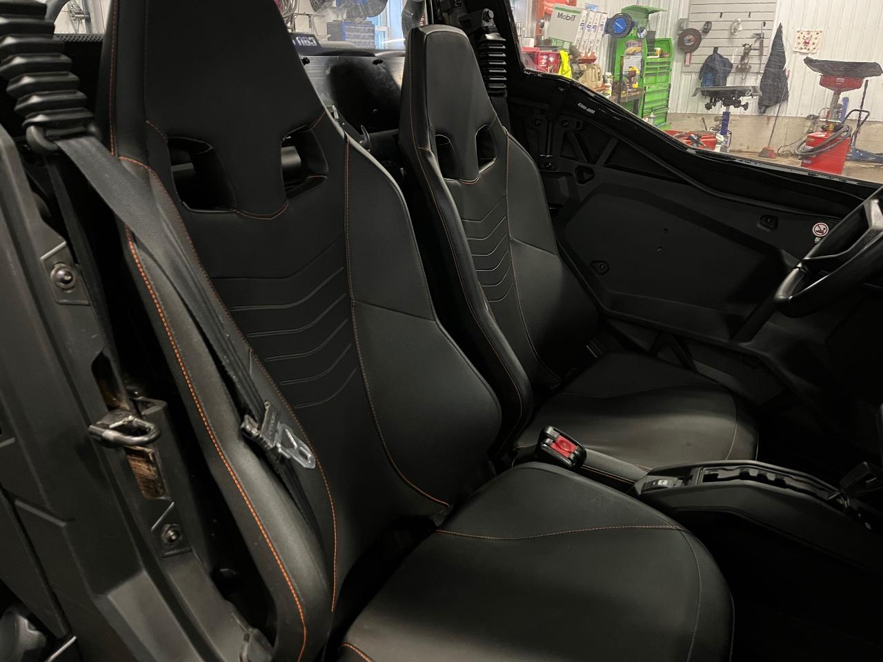 2022 Can-Am Commander 1000X XT-P - Photo #7