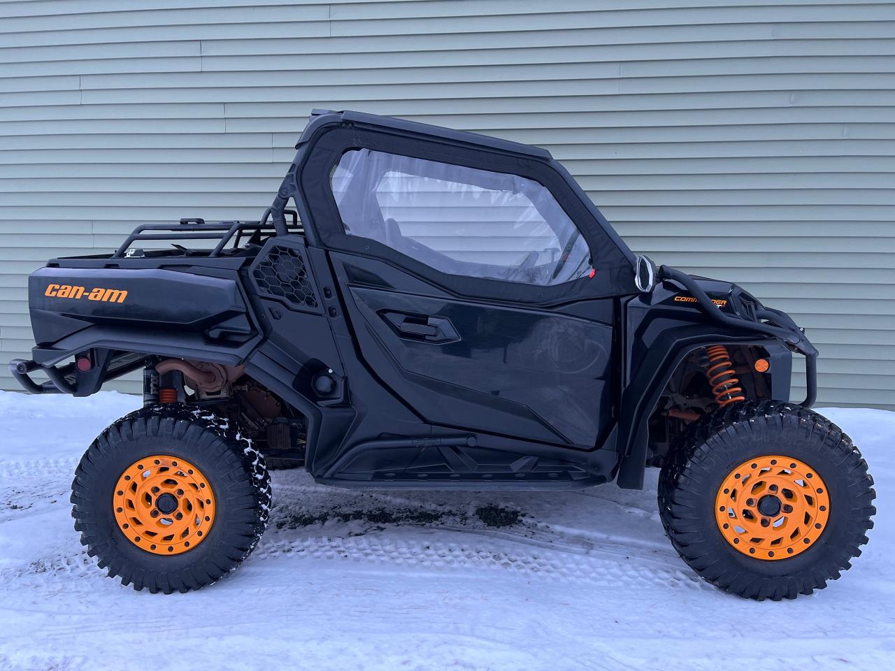 2022 Can-Am Commander 1000X XT-P - Photo #2