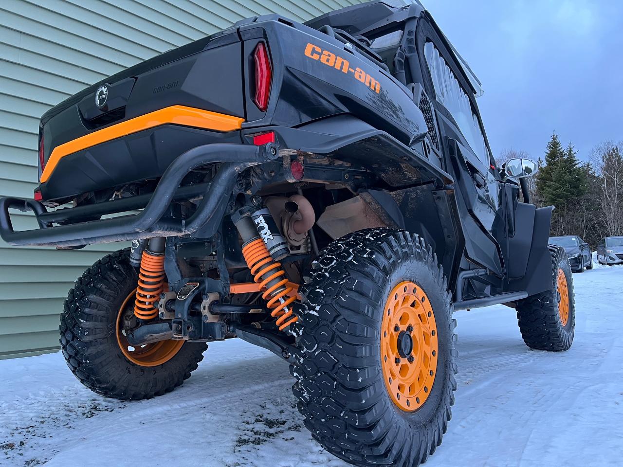 2022 Can-Am Commander 1000X XT-P - Photo #3