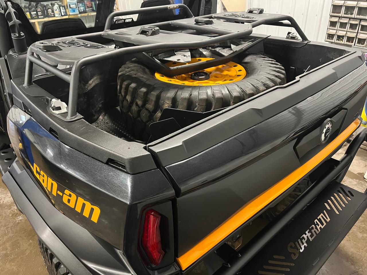 2022 Can-Am Commander 1000X XT-P - Photo #14
