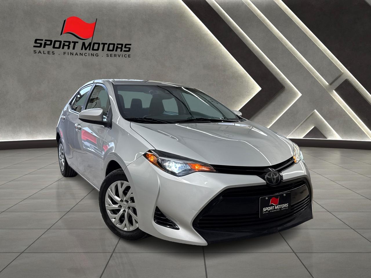 2018 Toyota Corolla LE Photo73