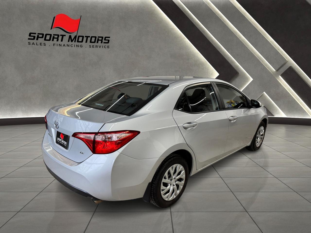 2018 Toyota Corolla LE Photo63