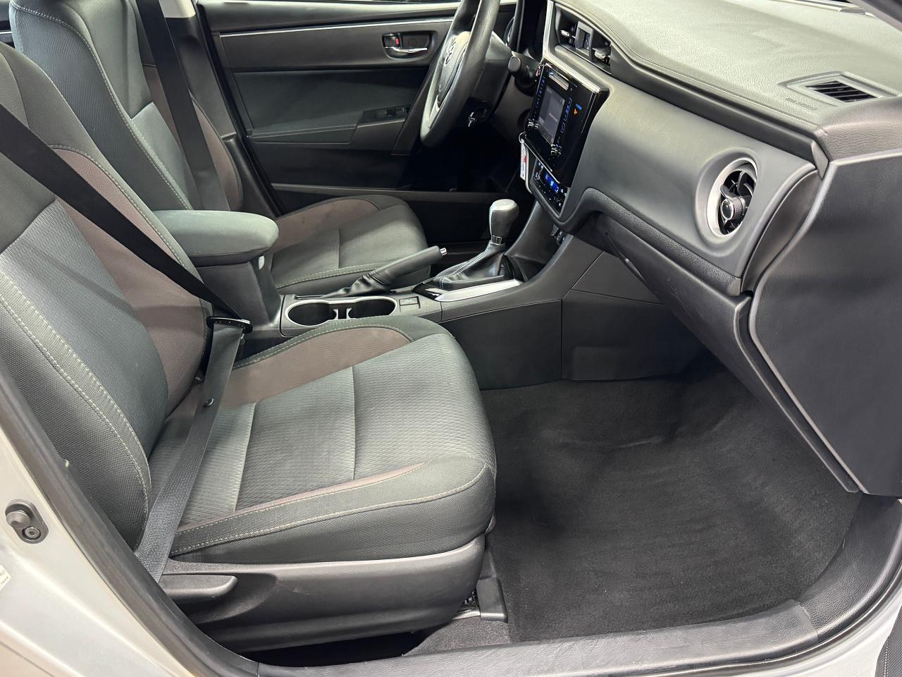 2018 Toyota Corolla LE Photo77