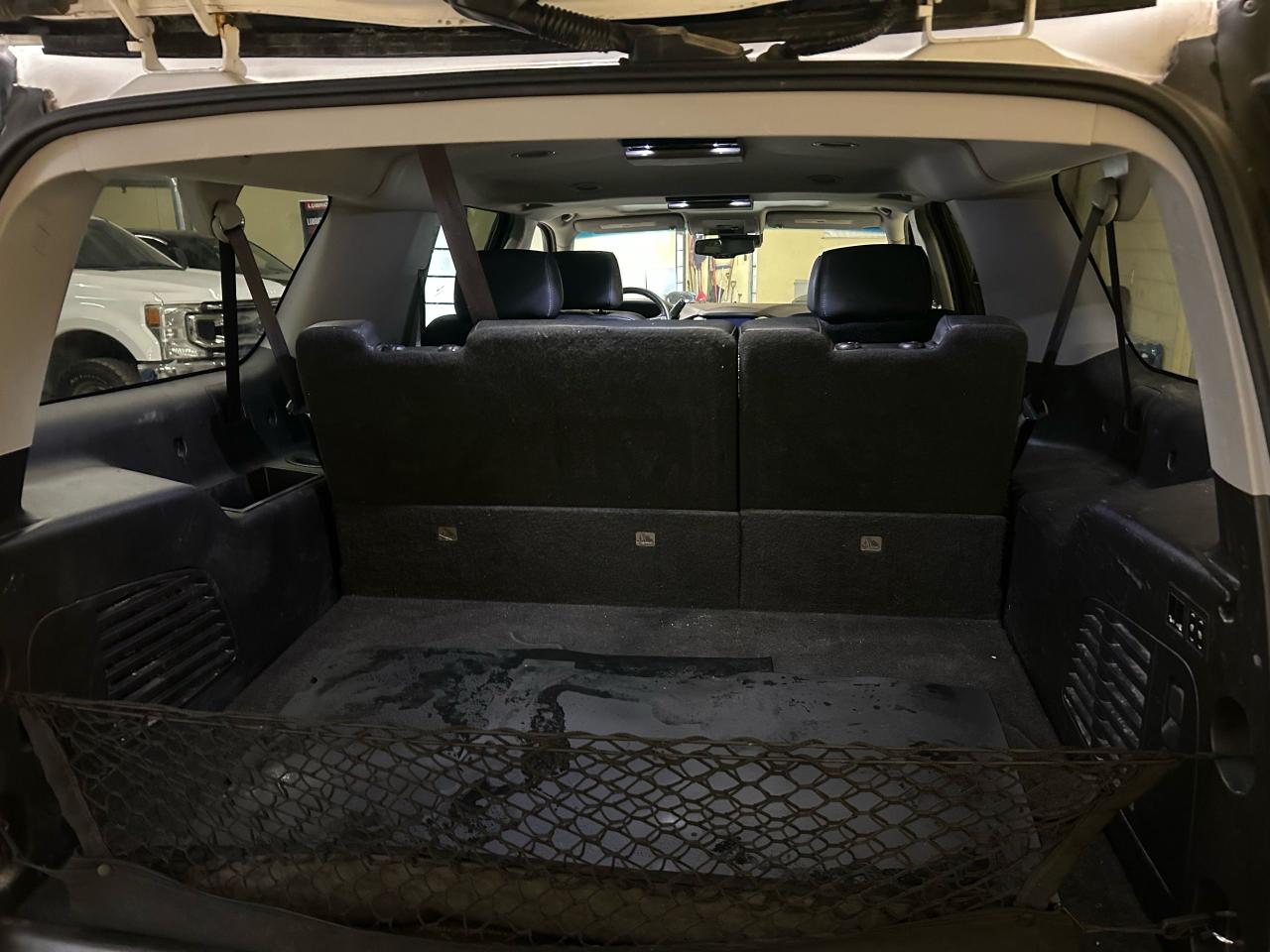 2017 GMC Yukon XL SLT - Photo #17