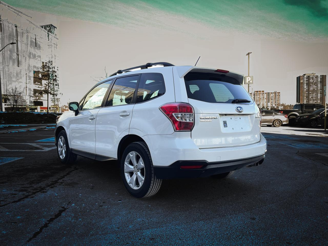 2015 Subaru Forester i Touring w/Tech Pkg |NO ACCIDENTS |CLEAN CARFAX | - Photo #6