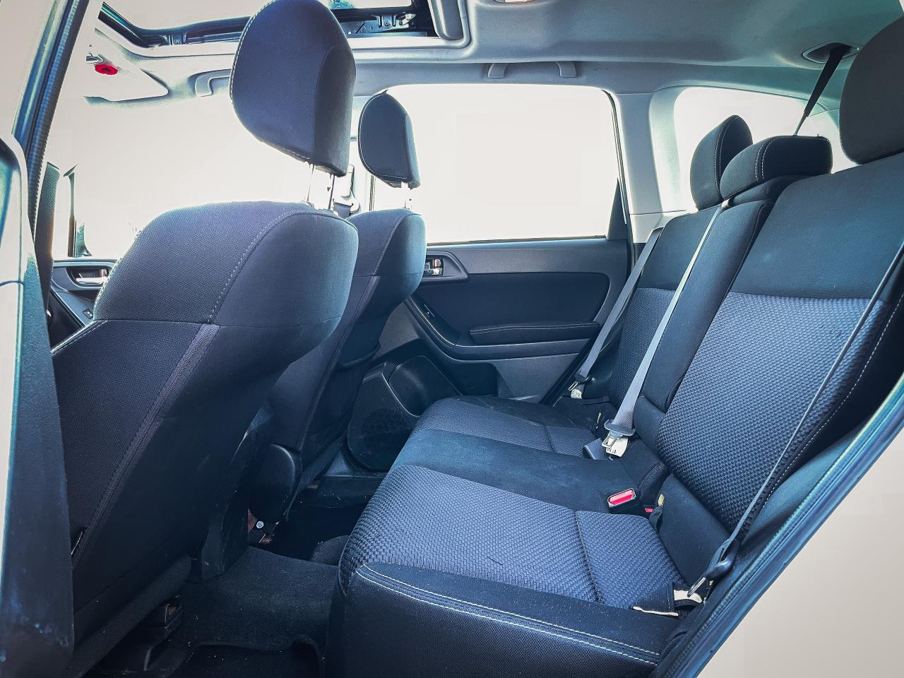 2015 Subaru Forester i Touring w/Tech Pkg |NO ACCIDENTS |CLEAN CARFAX | - Photo #9