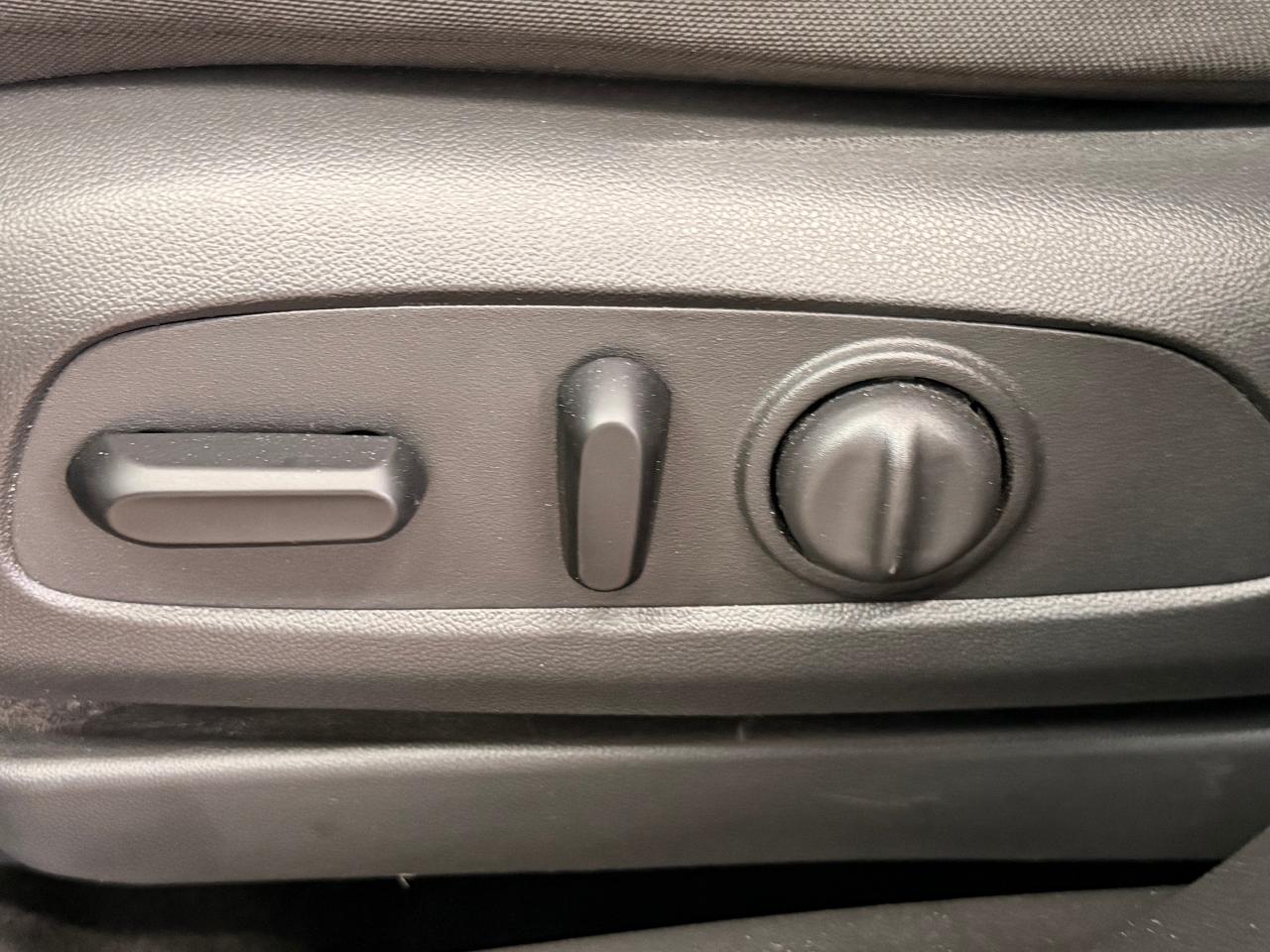 2023 Chevrolet TrailBlazer AWD LT+LIKE NEW! ONE OWNER! CLEAN CARFAX! Photo