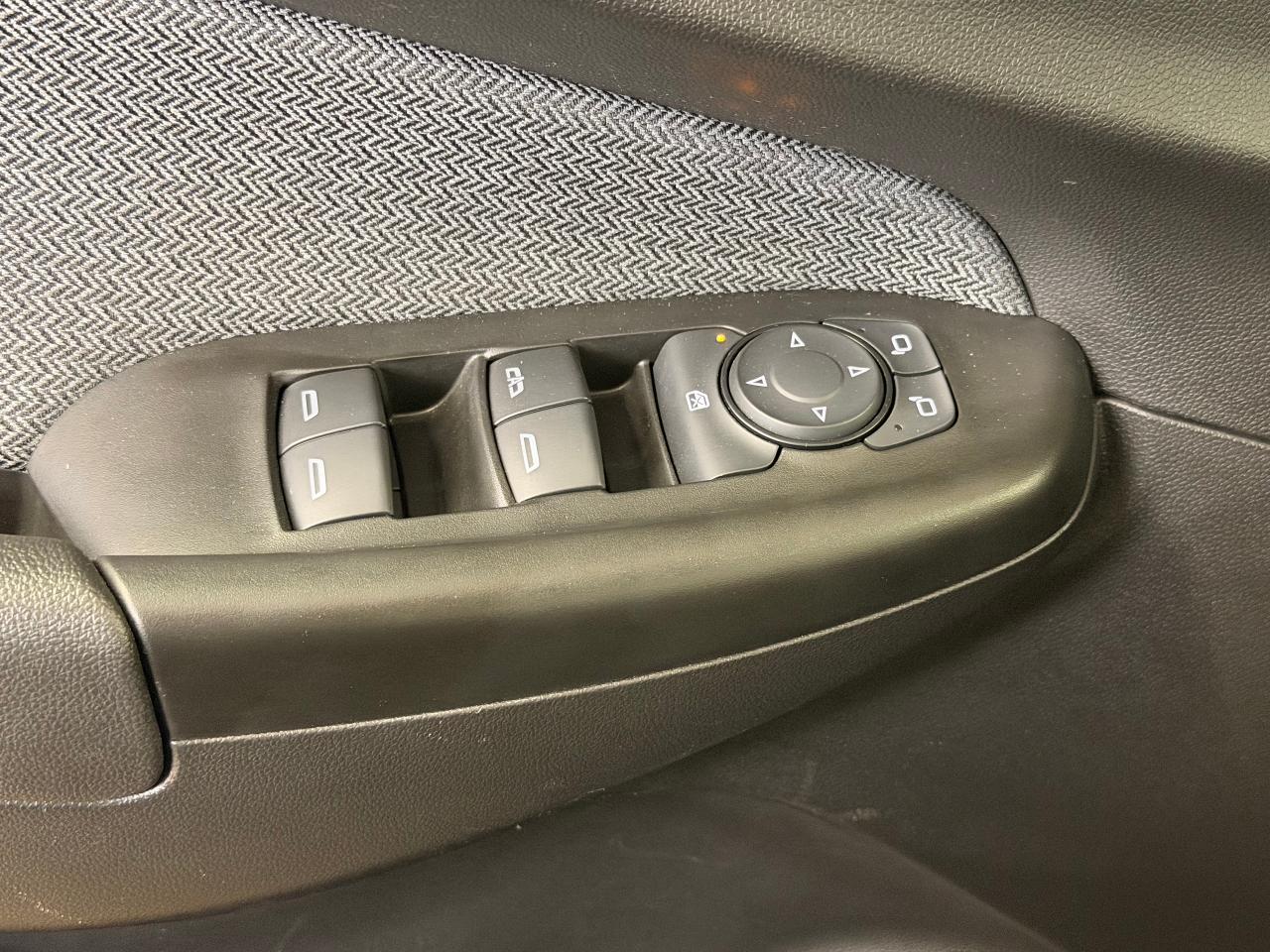 2023 Chevrolet TrailBlazer AWD LT+LIKE NEW! ONE OWNER! CLEAN CARFAX! Photo