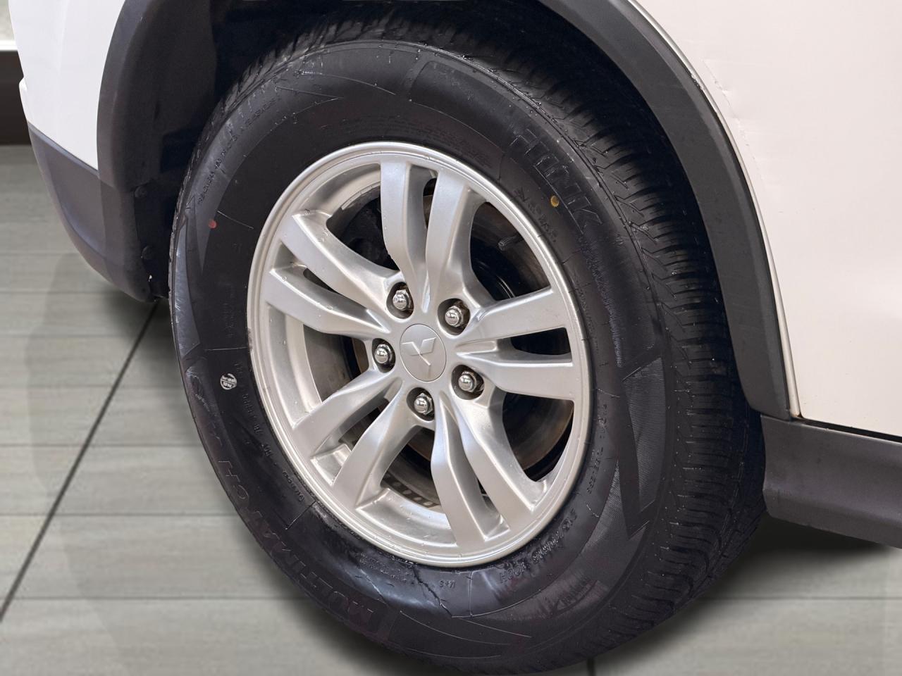 2018 Mitsubishi RVR SE+New Tires+Brakes+Camera+CLEAN CARFAX Photo103