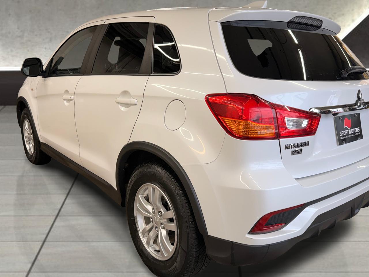 2018 Mitsubishi RVR SE+New Tires+Brakes+Camera+CLEAN CARFAX Photo35