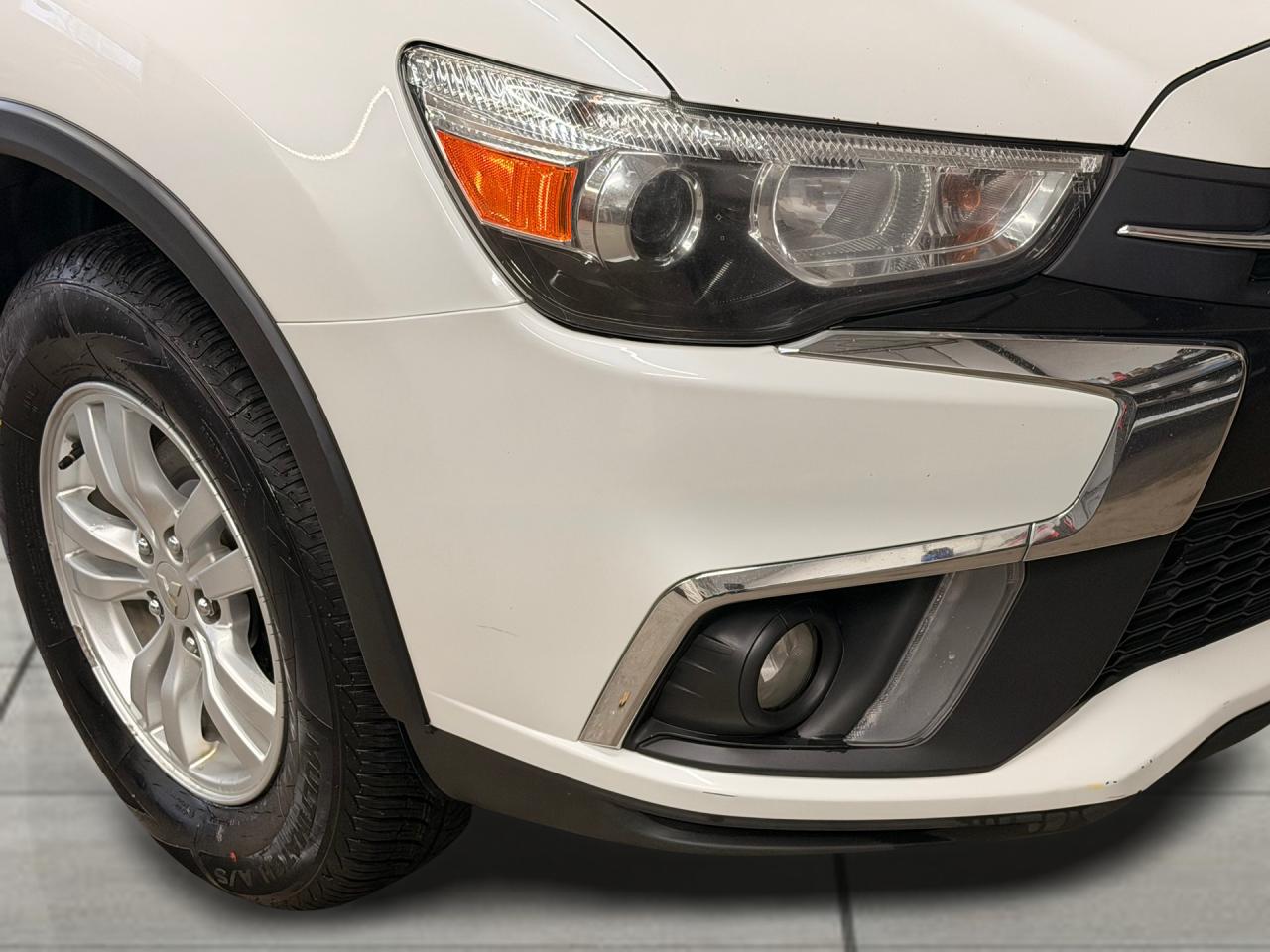 2018 Mitsubishi RVR SE+New Tires+Brakes+Camera+CLEAN CARFAX Photo