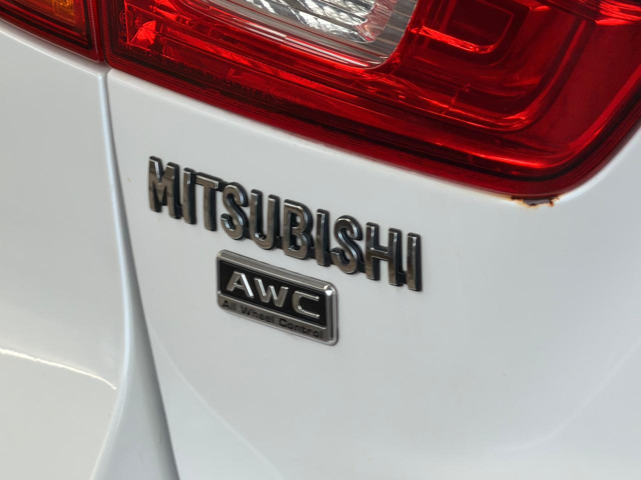 2018 Mitsubishi RVR SE+New Tires+Brakes+Camera+CLEAN CARFAX Photo54