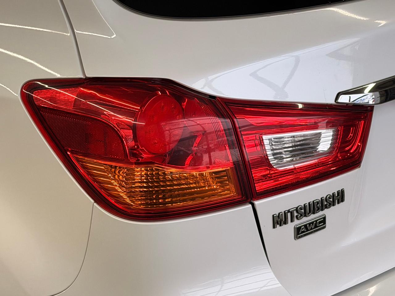 2018 Mitsubishi RVR SE+New Tires+Brakes+Camera+CLEAN CARFAX Photo109