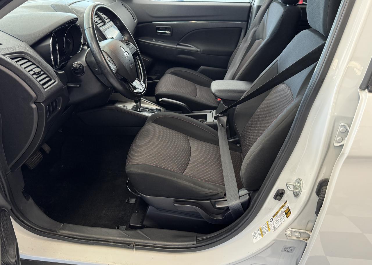 2018 Mitsubishi RVR SE+New Tires+Brakes+Camera+CLEAN CARFAX Photo74