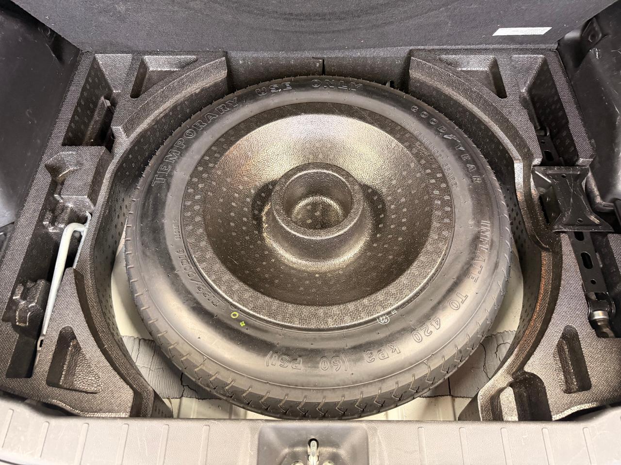 2018 Mitsubishi RVR SE+New Tires+Brakes+Camera+CLEAN CARFAX Photo