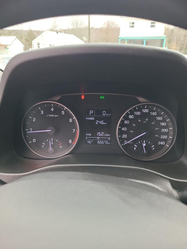 2017 Hyundai Elantra LE - Photo #6