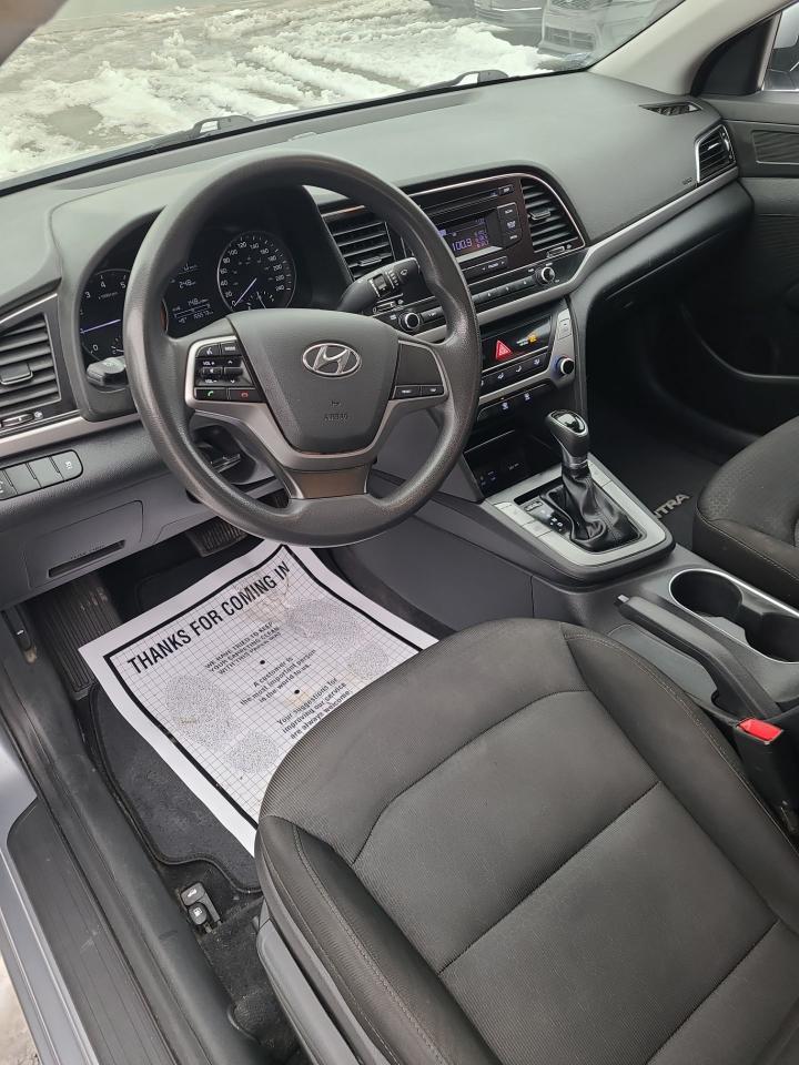 2017 Hyundai Elantra LE - Photo #7