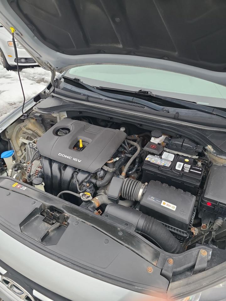 2017 Hyundai Elantra LE - Photo #13