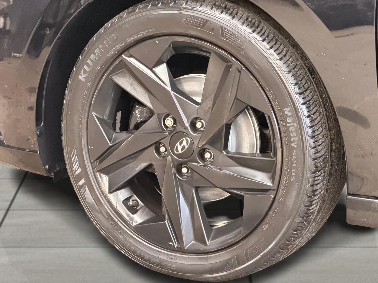 2021 Hyundai Elantra Preferred+New Brakes+LaneKeep+CLEAN CARFAX Photo84