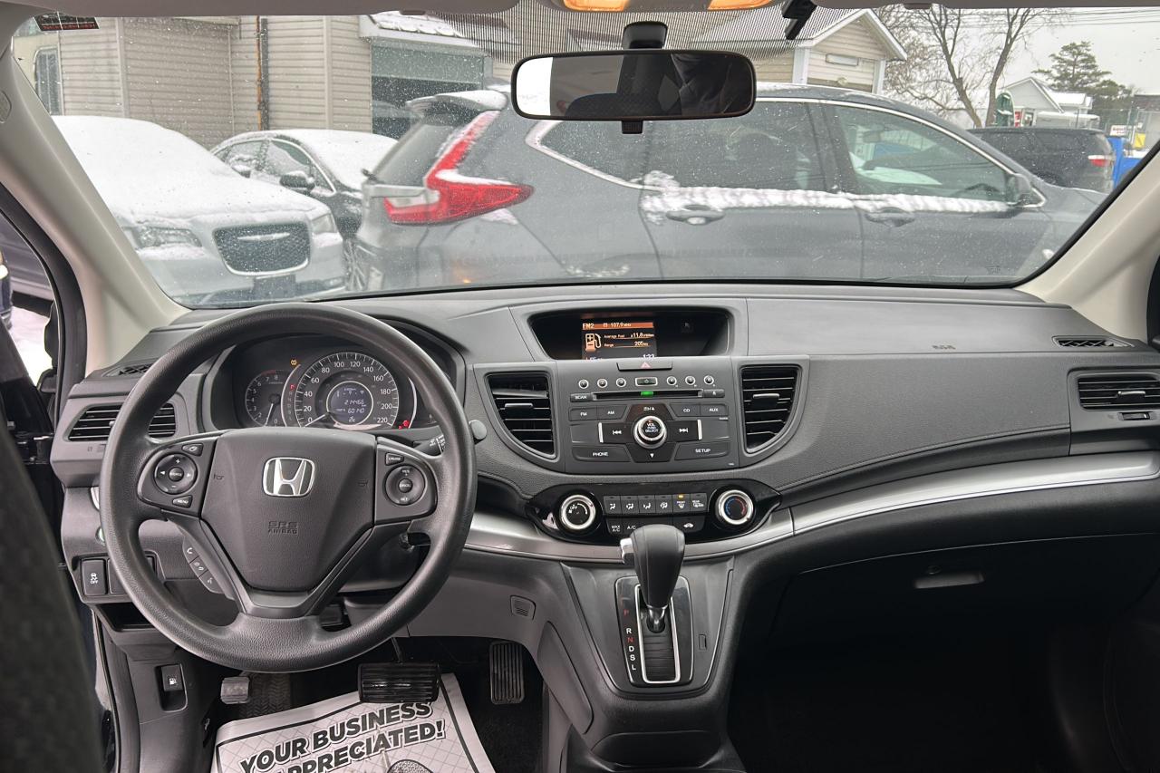 2015 Honda CR-V LX - Photo #11