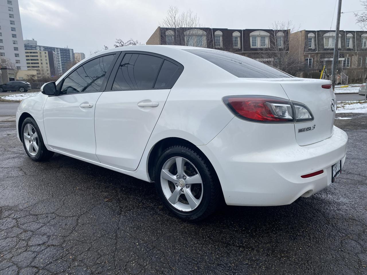 2013 Mazda MAZDA3 GX/Automatic/2.0L Gas Saver/Mazda Reliability - Photo #8