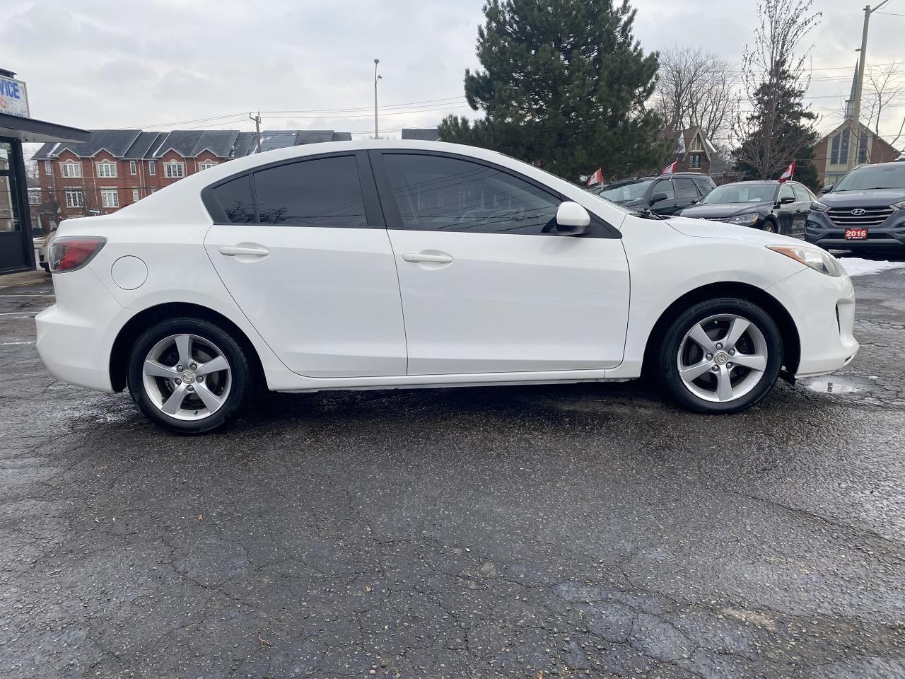 2013 Mazda MAZDA3 GX/Automatic/2.0L Gas Saver/Mazda Reliability Photo4