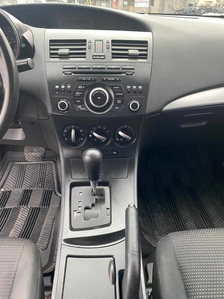 2013 Mazda MAZDA3 GX/Automatic/2.0L Gas Saver/Mazda Reliability - Photo #14