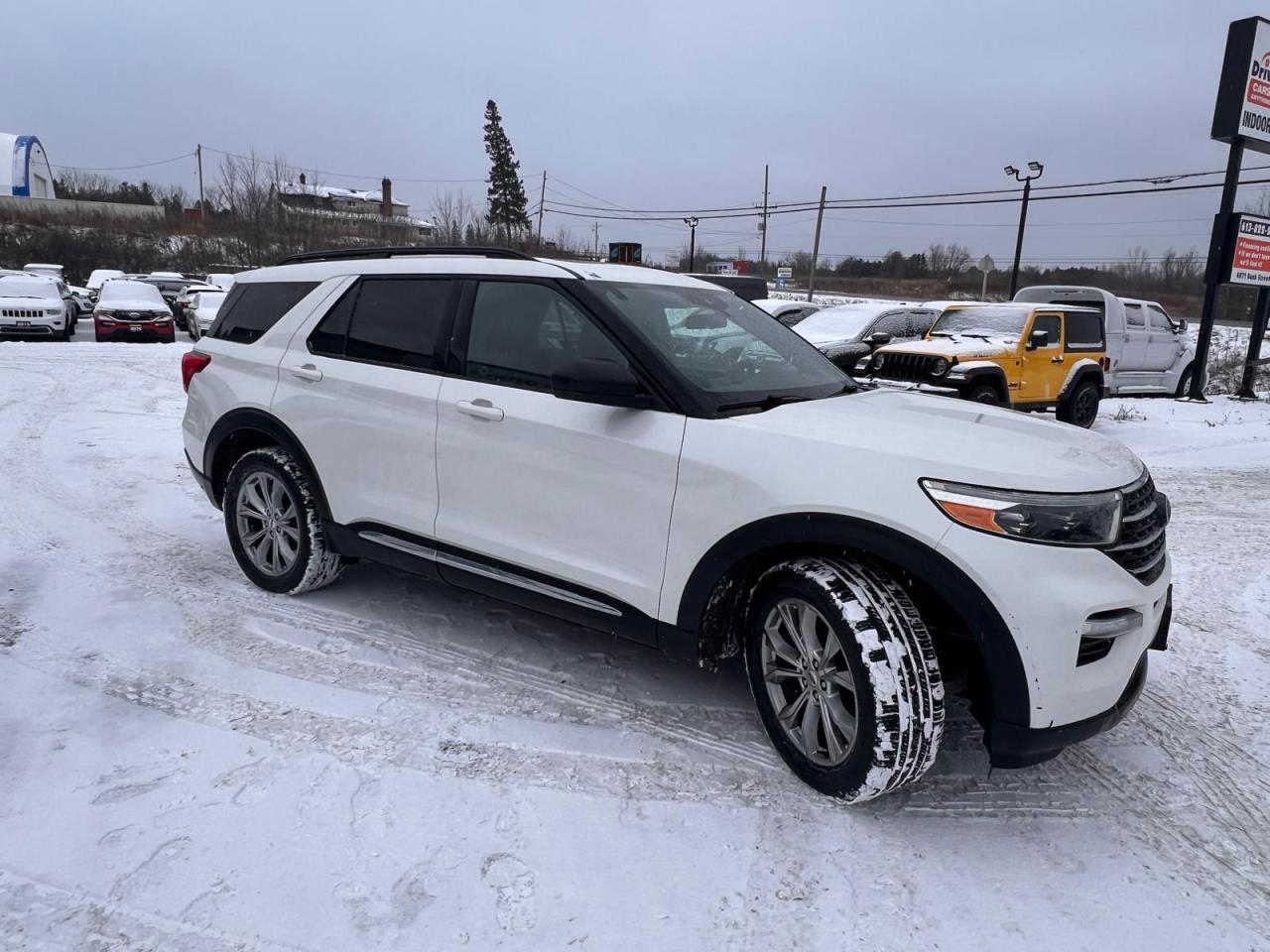 2020 Ford Explorer XLT Photo