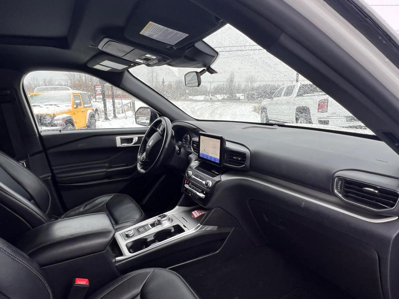 2020 Ford Explorer XLT Photo