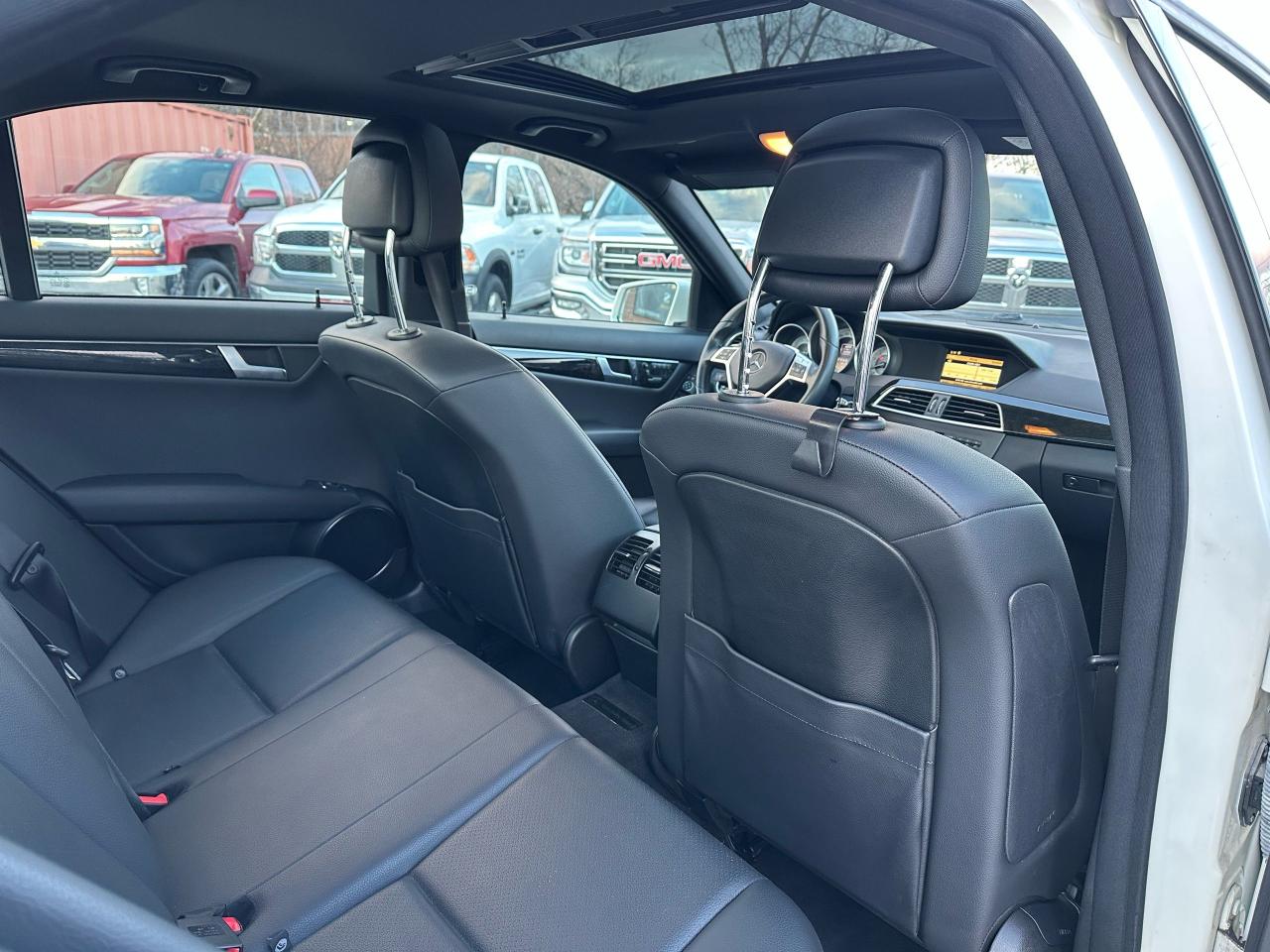 2012 Mercedes-Benz C-Class C 350 - Photo #11