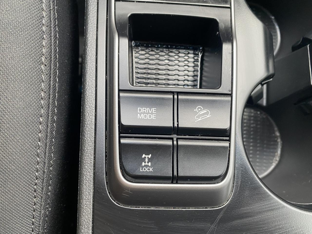 2016 Hyundai Tucson 1Owner/No Accidents/AWD/Automatic/1.6L Premium - Photo #17