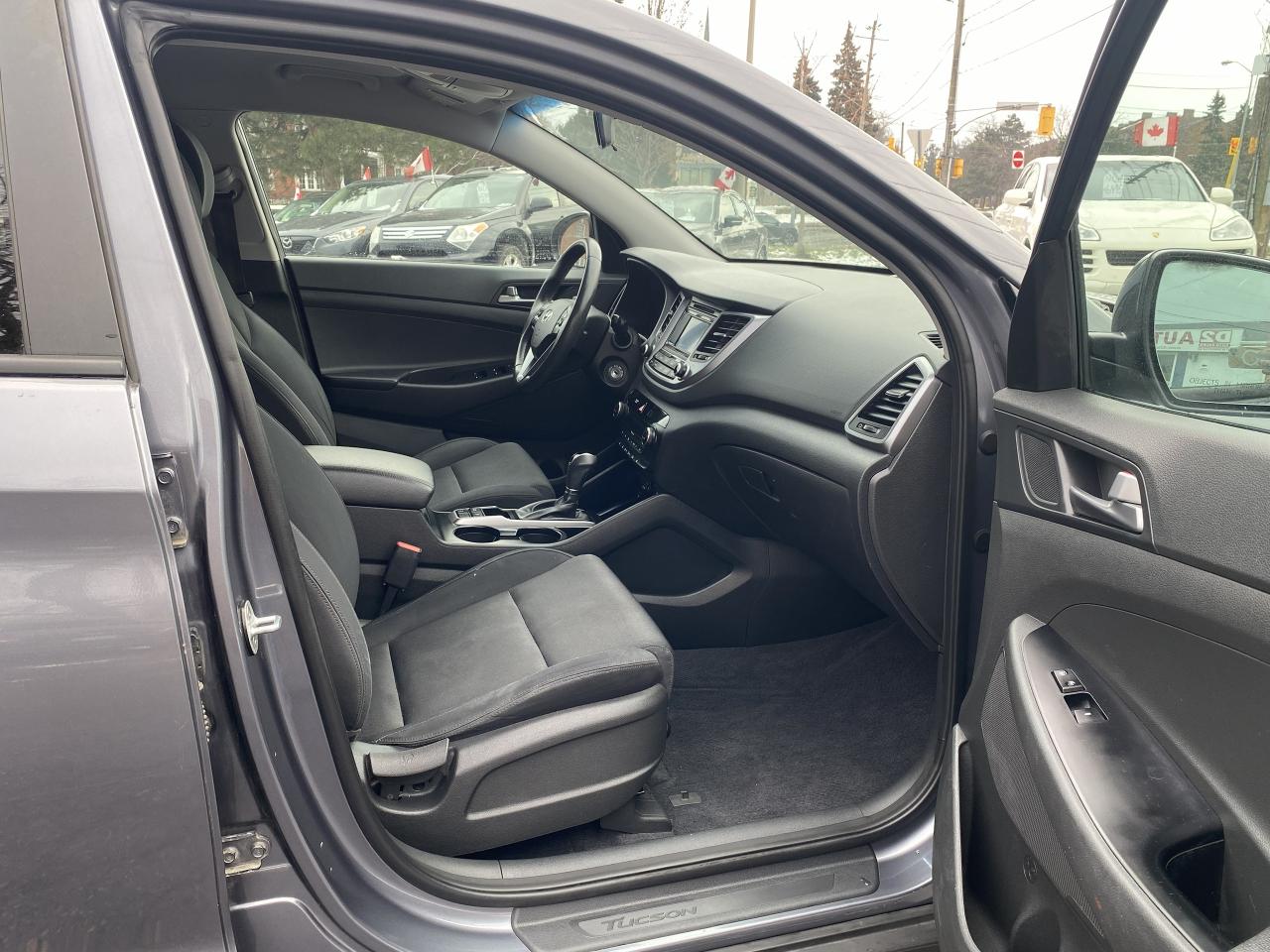 2016 Hyundai Tucson 1Owner/No Accidents/AWD/Automatic/1.6L Premium - Photo #9