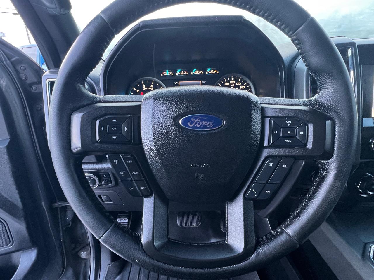 2016 Ford F-150 XLT Photo