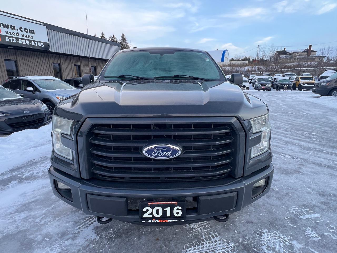 2016 Ford F-150 XLT Photo