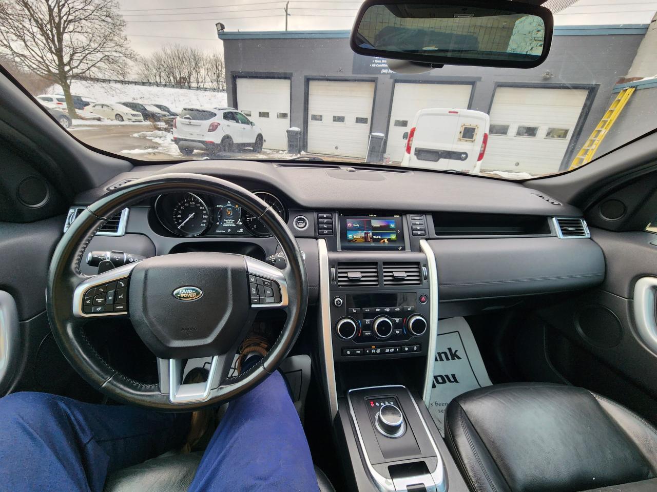 2018 Land Rover Discovery Sport SE Sport l AWD l REVERSE CAMERA l Heated Seats - Photo #22