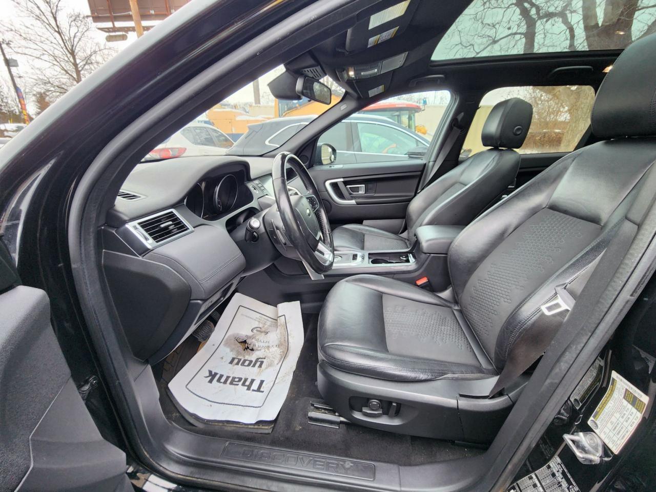 2018 Land Rover Discovery Sport SE Sport l AWD l REVERSE CAMERA l Heated Seats