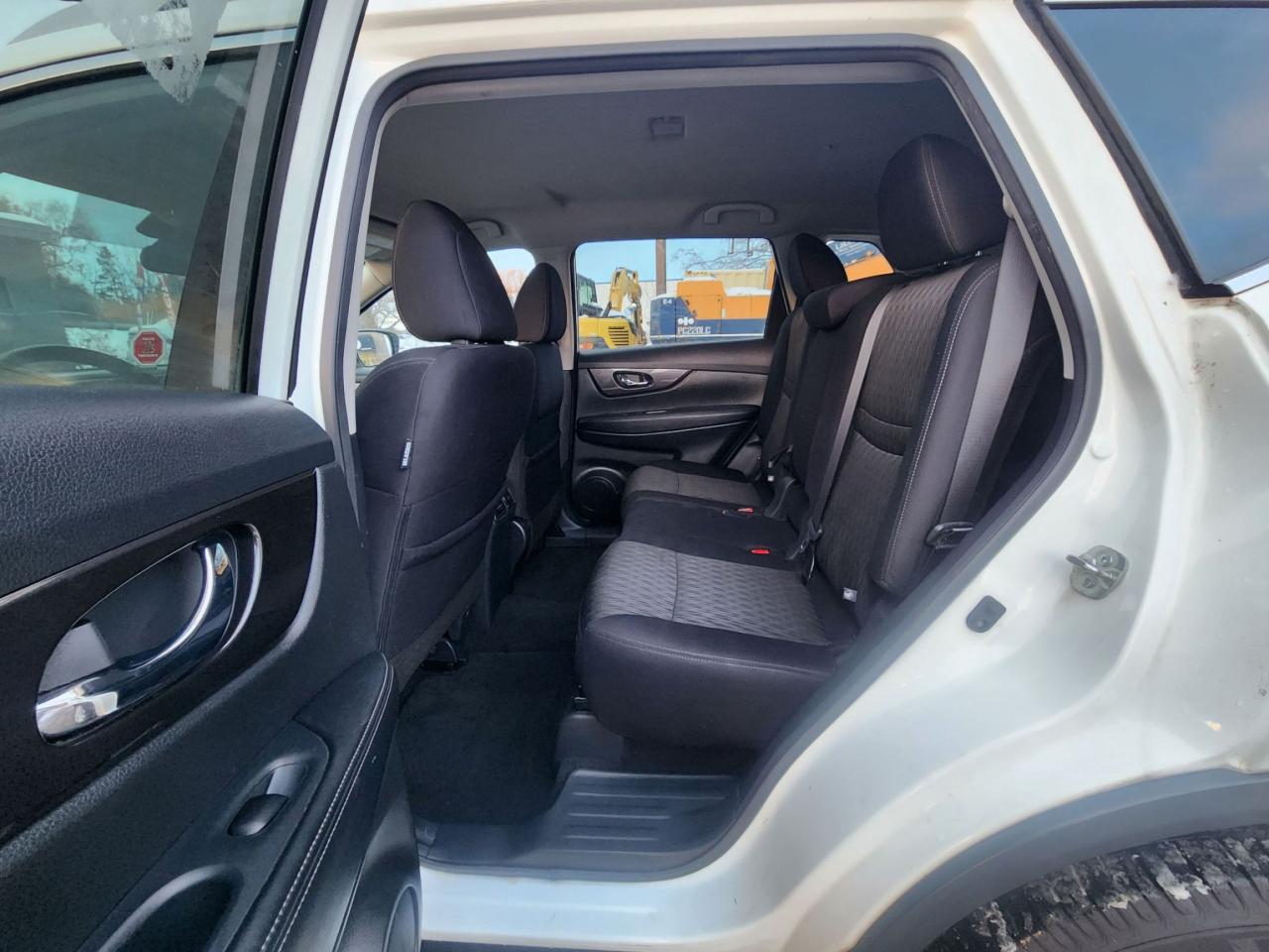 2020 Nissan Rogue SV l AWD l Clean Carfax l No Accidents