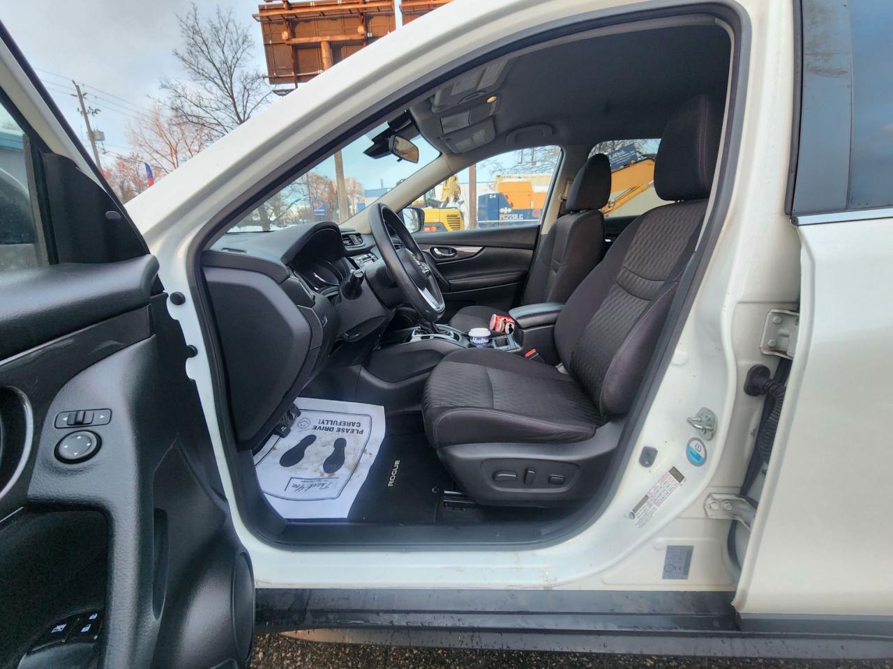 2020 Nissan Rogue SV l AWD l Clean Carfax l No Accidents