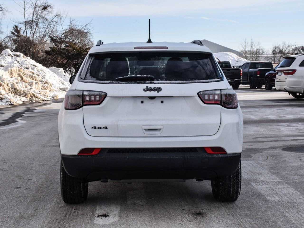2026 Jeep Compass NORTH 4X4 Photo