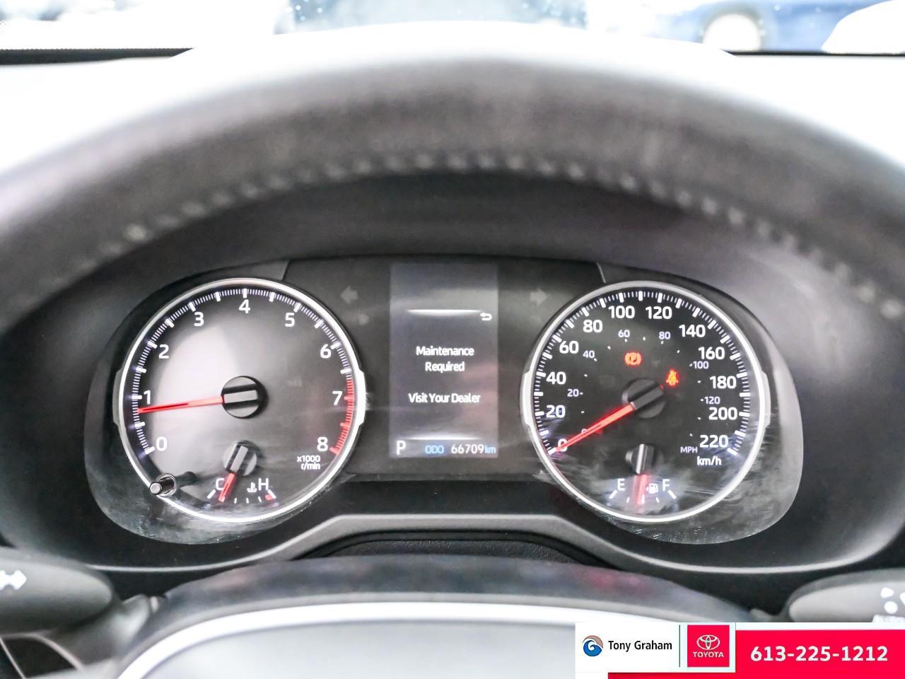 2020 Toyota RAV4 XLE Photo