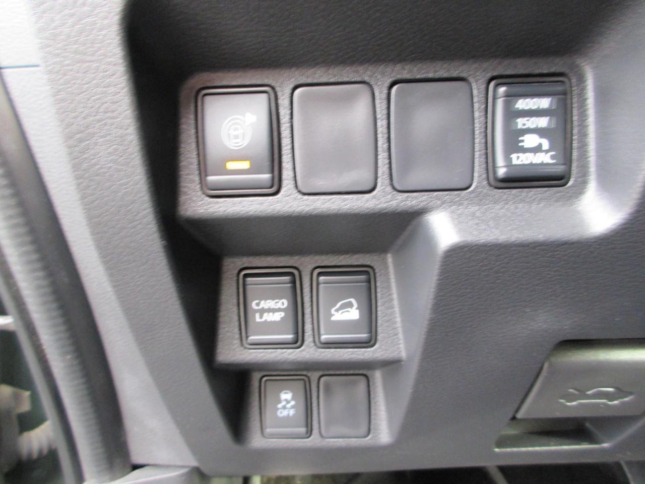 2022 Nissan Frontier SV Photo