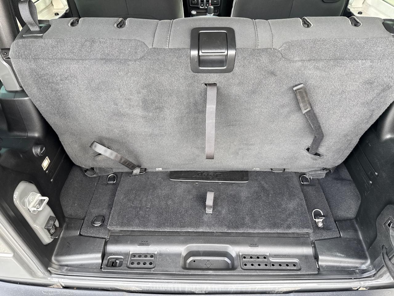 2020 Jeep Wrangler SPORT Photo