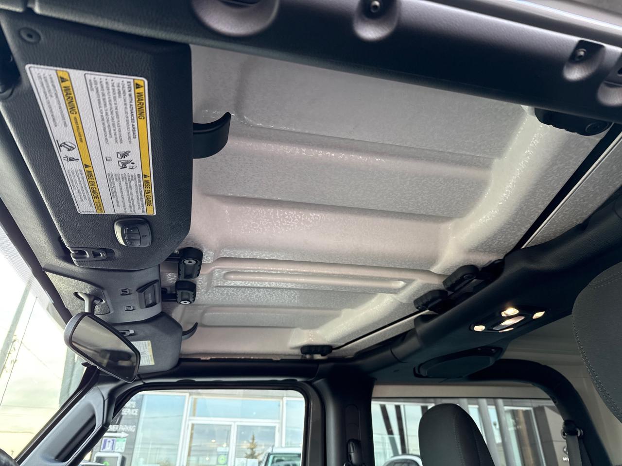 2020 Jeep Wrangler SPORT Photo