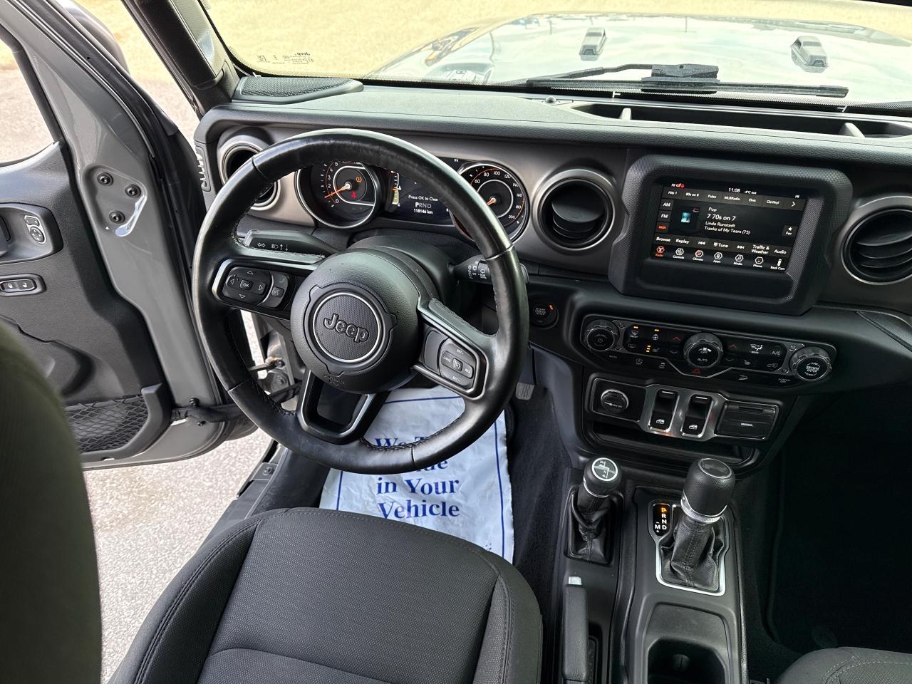 2020 Jeep Wrangler SPORT Photo