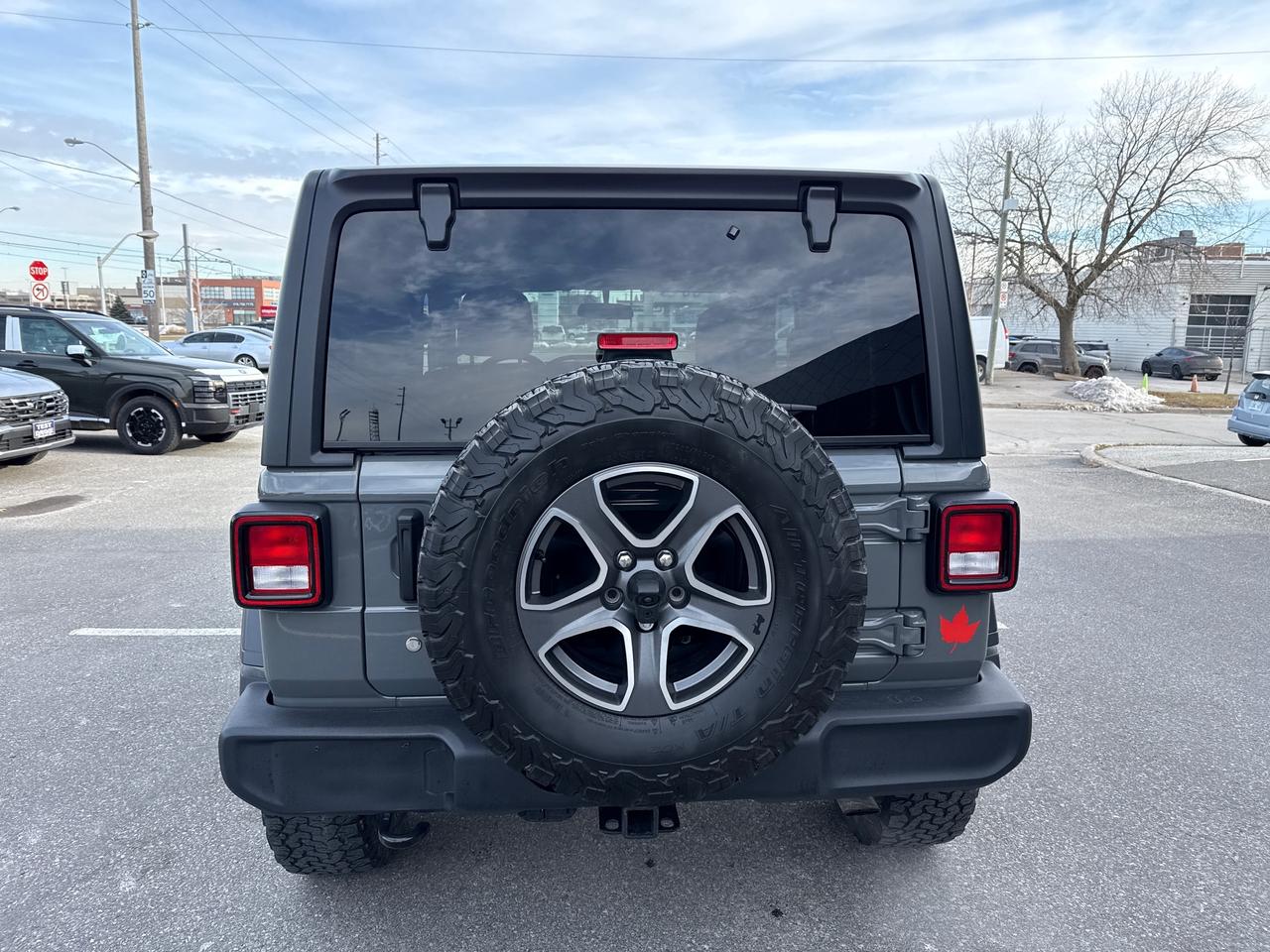 2020 Jeep Wrangler SPORT Photo3