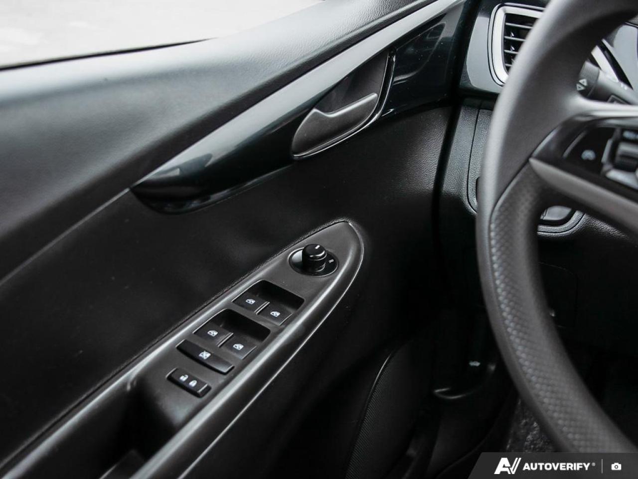 2021 Chevrolet Spark 1LT CVT Low Mileage Photo