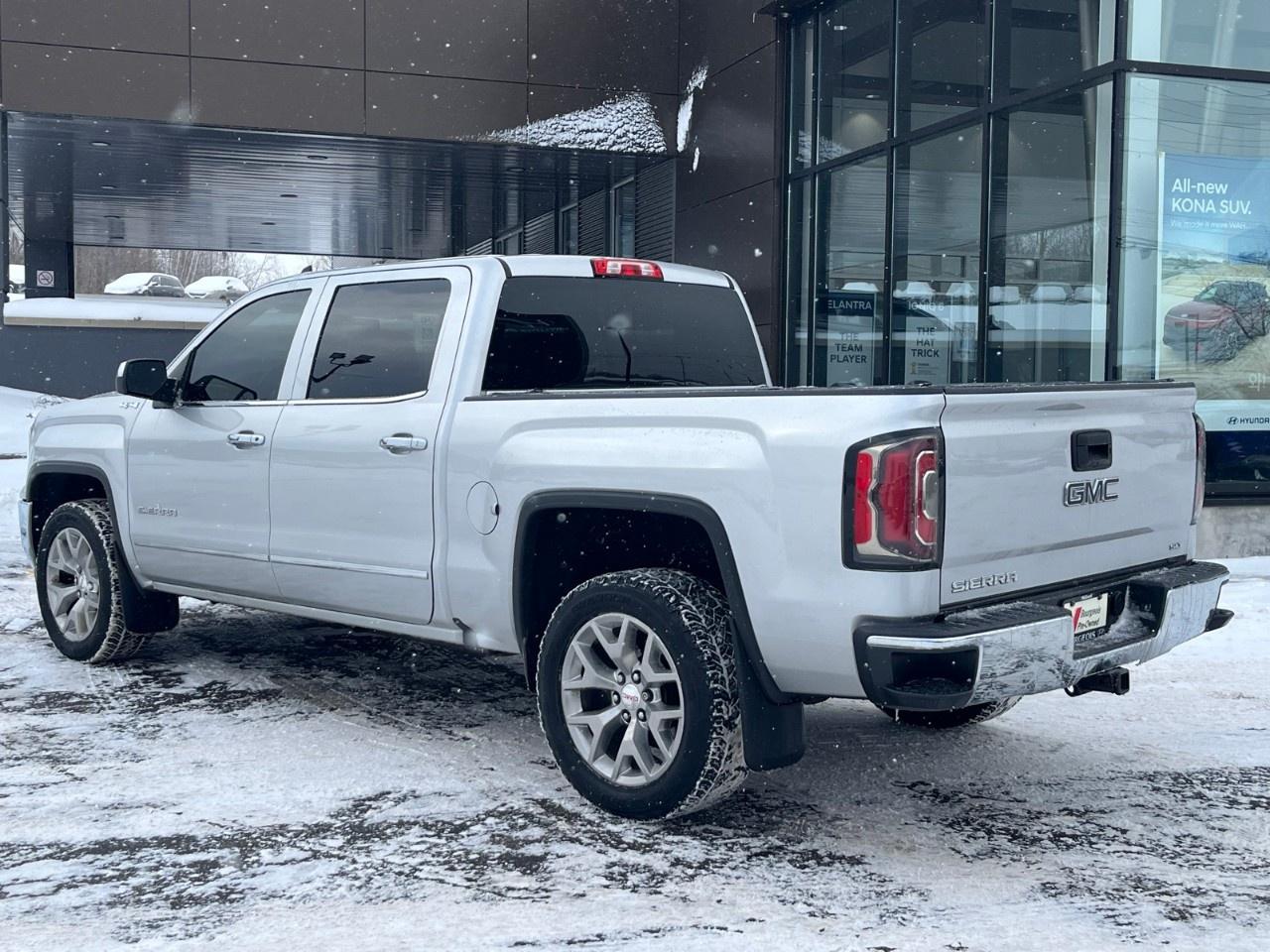 2018 GMC Sierra 1500 4WD CREW CAB SHORT BOX SLT Photo3