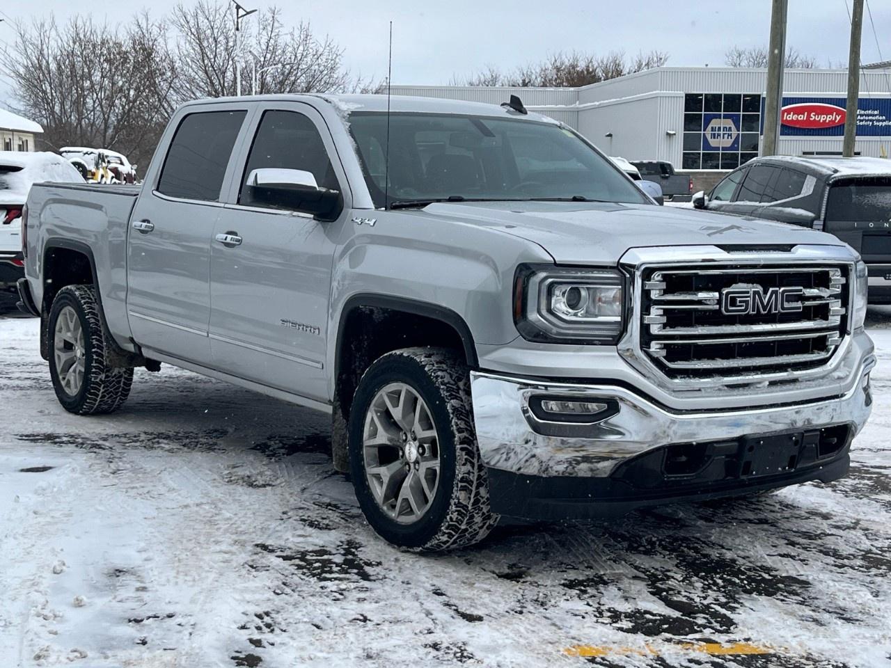 2018 GMC Sierra 1500 4WD CREW CAB SHORT BOX SLT Photo